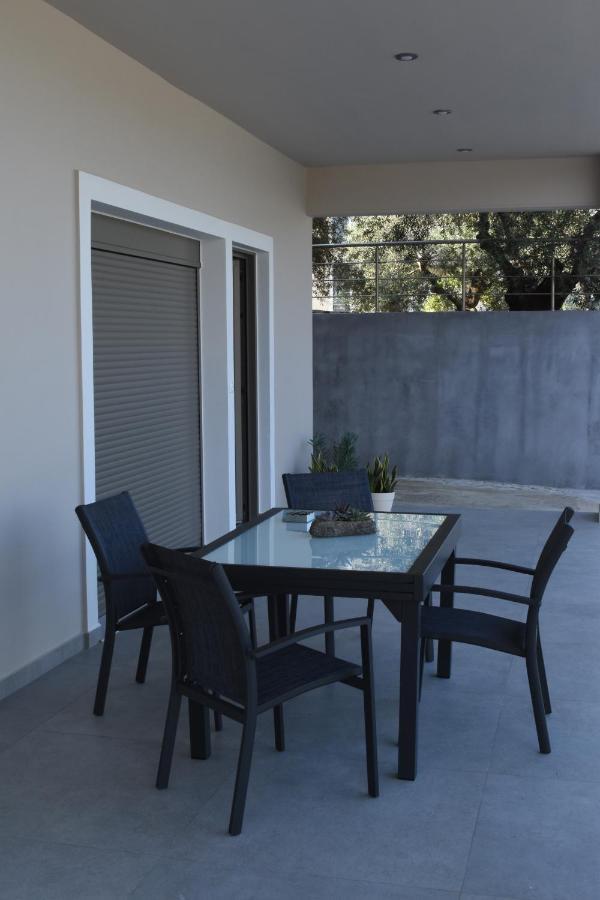 Athina'S Cozy House Apartment Sfakianalion Bagian luar foto